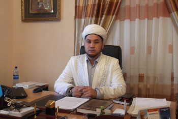 Фотография к новости: "Кешірім сұрайды": Масаң күйде көлік жүргізген бас имам қызметтен кетті