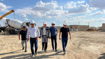 Фотография к новости: Құлсарыда тасқыннан зардап шеккендерге баспана күзде беріледі