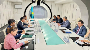 Фотография к новости: Нұржігітов: Басты мақсат маман даярлау, су үнемдеу технологияларын енгізу және суды қайта пайдалану