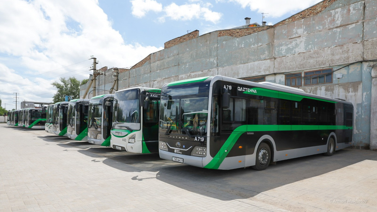 Парк басшысы: Астанада түнде жүретін автобустар пайда әкелмейді