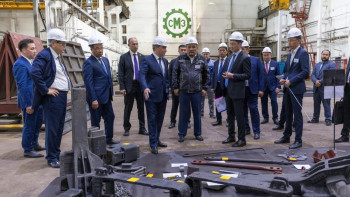 Фотография к новости: Олжас Бектенов Абай облысының индустриялық дамуымен танысты