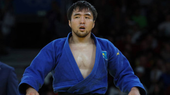 Фотография к новости: Париж-2024: Елдос Сметов алтынға таласады