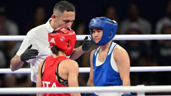 Фотография к новости: Назым Қызайбай алғашқы кездесуінде жеңіске жетті