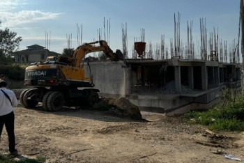 Фотография к новости: Алматыда "Graff" тұрғын үй кешені бұзылады