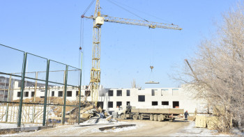 Фотография к новости: "Жайлы мектеп": Ақтөбеде оқу жылы қарсаңында 18 мектептің біреуі ғана ашылады