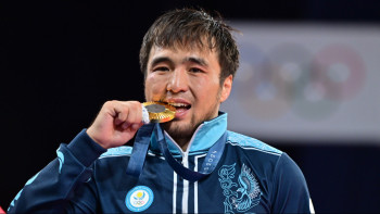 Фотография к новости: Елдос Сметов Қазақстан халқына алғыс айтты