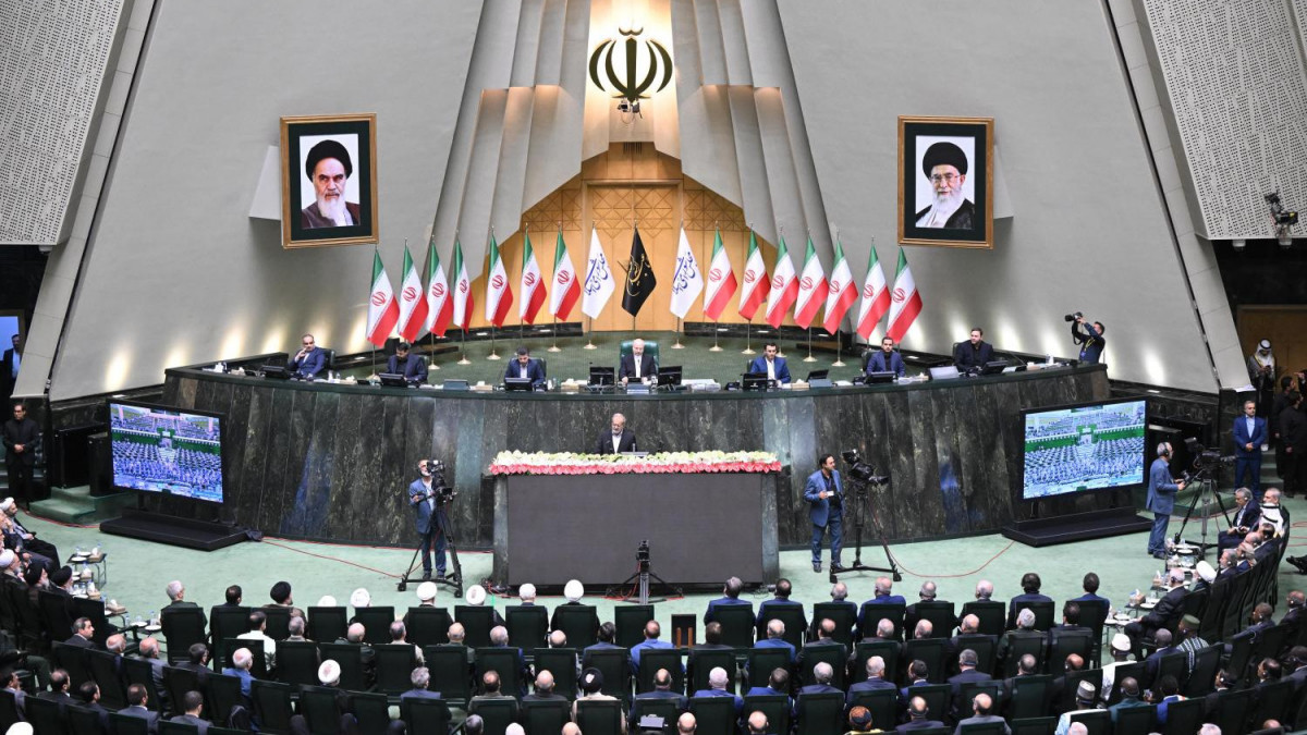 Мәулен Әшімбаев Иран Президентін ұлықтау рәсіміне қатысты