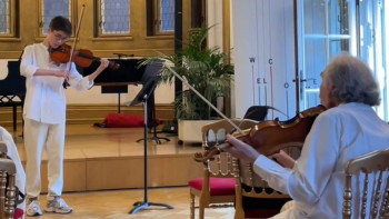 Фотография к новости: Отандық жас скрипкашы Аустралияда өткен байқауда бірінші орын иеленді