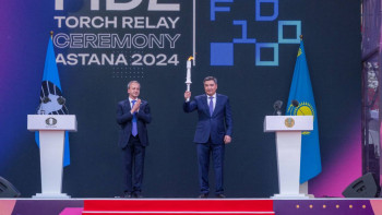 Фотография к новости: Астанада Шахмат Олимпиадасының алауы жағылды