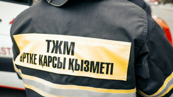 Фотография к новости: Өрт сөндірушілер бутиктердің жануын сөндірді