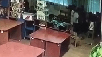 Фотография к новости: Алматыдағы балабақшада бүлдіршін соққыға жығылды: тәрбиешілерге сөгіс жарияланды