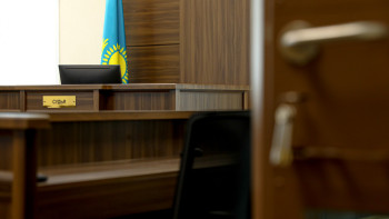 Фотография к новости: Әйтенов кінәсін мойындайтынын айтып, соттан істі созбауды сұрады