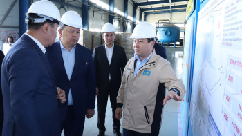 Фотография к новости: Қанат Бозымбаев Маңғыстау облысындағы көпжылдық мәселені шешу бойынша тапсырма берді