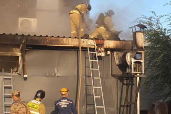 Фотография к новости: Ақтөбеде өрт сөндірілді