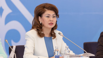 Фотография к новости: ЛГБТ-ға қарсы петиция: Балаева мәлімдеме жасады