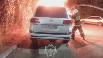 Фотография к новости: Павлодарда жеңіл көлік өртеніп кетті