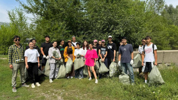 Фотография к новости: Жастар күніне арналған ұлттық онкүндіктің алғашқы күні 256 тонна қоқыс жиналды