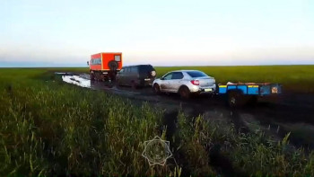 Фотография к новости: Қостанайлық құтқарушылар 19 адамды балшықтан шығарды