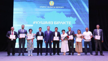 Фотография к новости: Су тасқыны. Облыс әкімі атыраулықтарды марапаттады