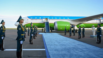 Фотография к новости: Өзбекстан Президенті Қазақстанға мемлекеттік сапармен келді