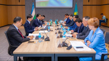 Фотография к новости: Қазақ-өзбек сауда-саттығын нығайту мәселелері талқыланды