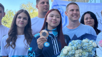 Фотография к новости: Әлемге қазақтардың күшті ғана емес, мерген екенін де көрсеттік - Александра Ле