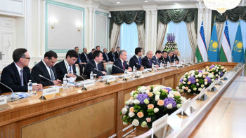 Фотография к новости: Шавкат Мирзиёев 10 жылға арналған стратегиялық жобаның бағыттарын атады