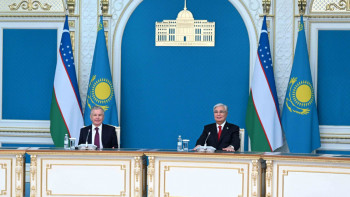 Фотография к новости: Бауырлас елдің жетістіктері үшін қуанамыз – Өзбекстан президенті