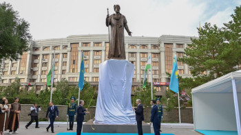 Фотография к новости: Тоқаев: Біз – ежелден еншісі бөлінбеген ағайын елміз