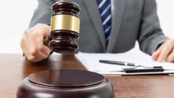 Фотография к новости: 100-ден астам жұмысшы жалақысына үстемеақы алады