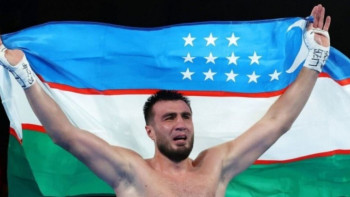 Фотография к новости: Баходир Жалолов Олимпиадада жейдесін шешіп, мансабын аяқтағанын айтты