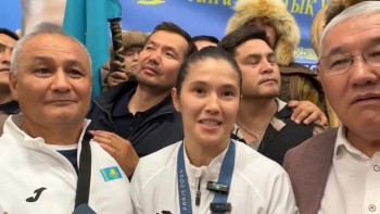 Фотография к новости: Париж Олимпиадасының қола жүлдегері Назым Қызайбай елге оралды