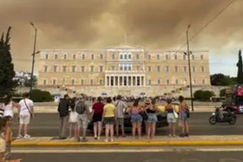 Фотография к новости: Грекияда орман өрті өршіп тұр