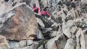 Фотография к новости: Алматыда тауға шығып, адасып кеткен туристер құтқарылды