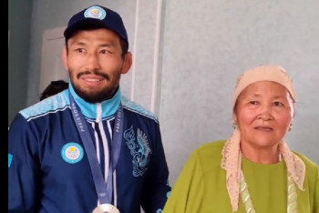 Париж-2024. Олимпиада жүлдегері Демеу Жадыраев жаңа үйіне барды