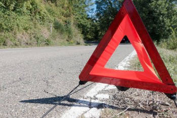 Фотография к новости: Екібастұзда 24 жолаушысы бар автобус жыраға түсіп кеткен