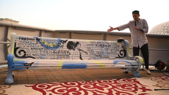 Фотография к новости: Астанада қаза болған музыкант Darkhan Juzz құрметіне орындық орнатылды