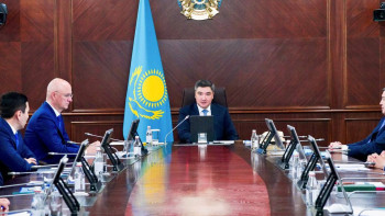 Фотография к новости: Бектенов жалған кәсіпорындармен күресуді тапсырды