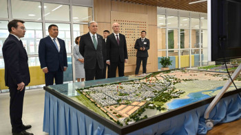 Фотография к новости: Тоқаев Қосшы қаласының даму жоспарымен танысты