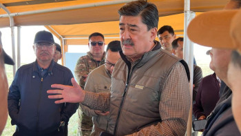 Фотография к новости: Батыс Қазақстан облысында киіктер мәселесі талқыланды