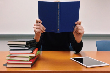 Фотография к новости: Теміртауда педагогикалық жұмыспен біліктілік санаты жоқ оқытушылар айналысқан