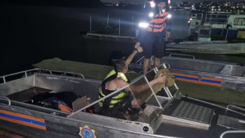 Фотография к новости: Павлодарда суға батып бара жатқан адам құтқарылды