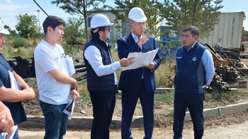 Фотография к новости: Сенатор «Бейбітшілік және келісім саябағының» құрылыс барысымен танысты