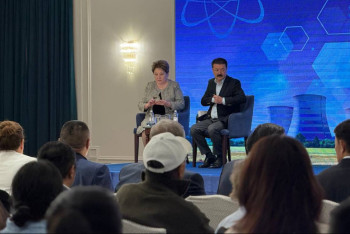 Фотография к новости: Елордалықтар Қазақстанда АЭС салу мәселесін талқылауды бастады