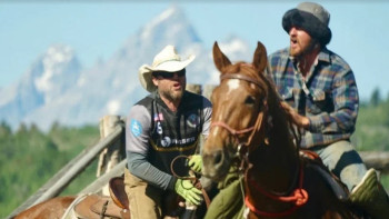 Фотография к новости: Америкалық көкпаршының ерекше жаттығуы жұртты қызықтырды