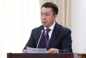 Фотография к новости: “Еуропамен салыстырғанда төмен”. Министр әуе билеті неге қымбат екенін түсіндірді