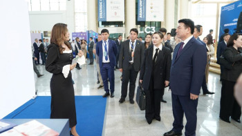 Фотография к новости: 2026 жылы барлық пәнге жасанды интеллект элементтері қосылады