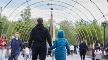 Фотография к новости: Павлодарда әкесі ұрған 6 жасар қыздың жағдайы белгілі болды