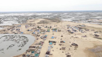 Фотография к новости: Ақтөбе облысында бір ауылдың тұрғындары жол қатынасынсыз отыр