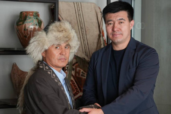 Фотография к новости: Мырзағали Айтжановқа құрмет көрсетілді